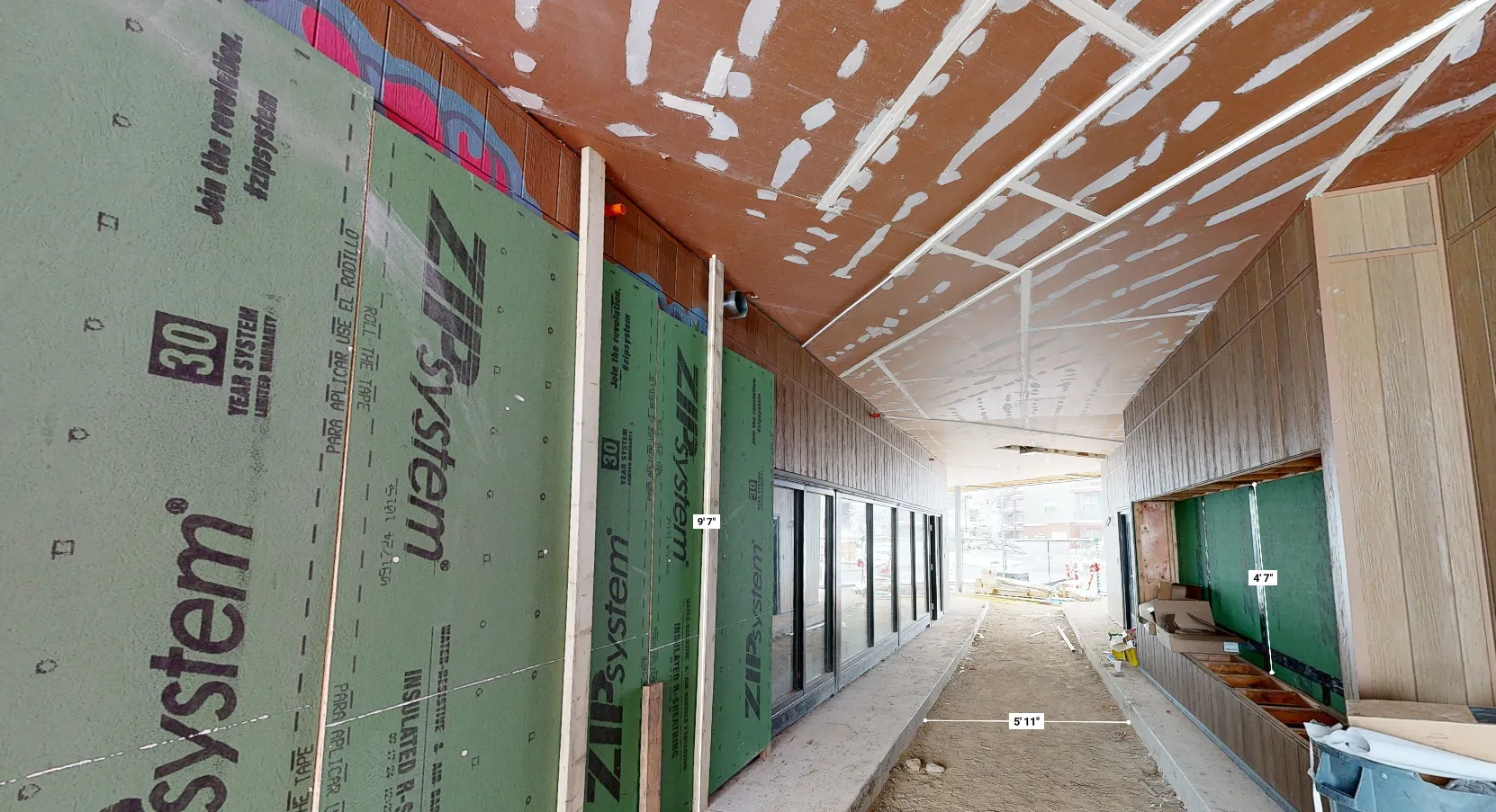 Construction progress captured in a virtual space